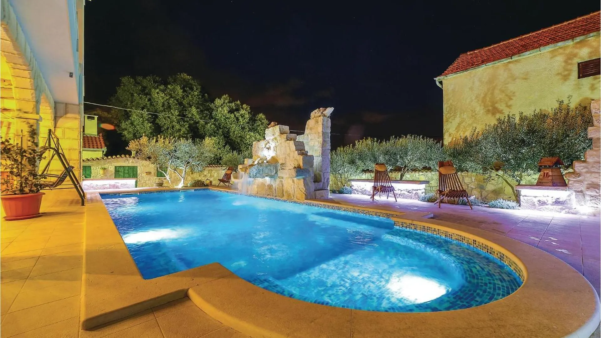 Nice Home In Trogir With House Sea View Holiday home