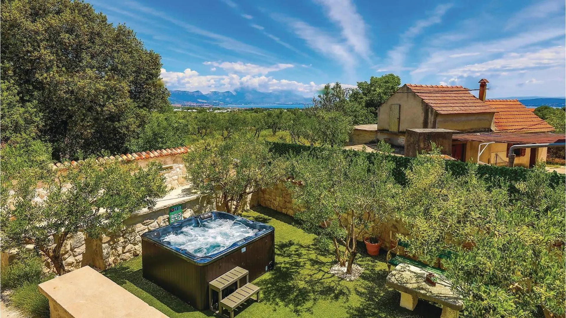 Nice Home In Trogir With House Sea View Holiday home