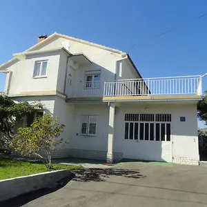 Meri Appartement